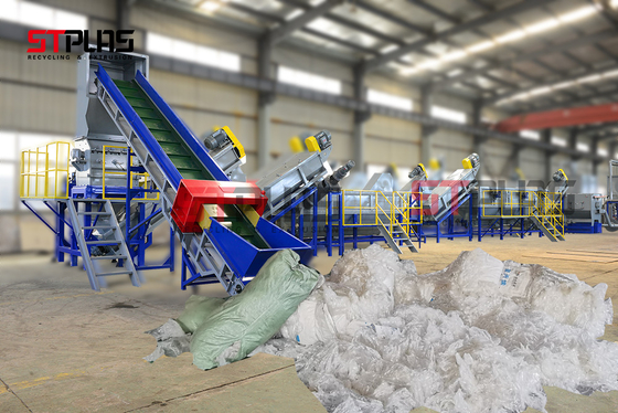 High Speed Plastic Film Squeezing Machine 90KW For Recycle CE Certificate